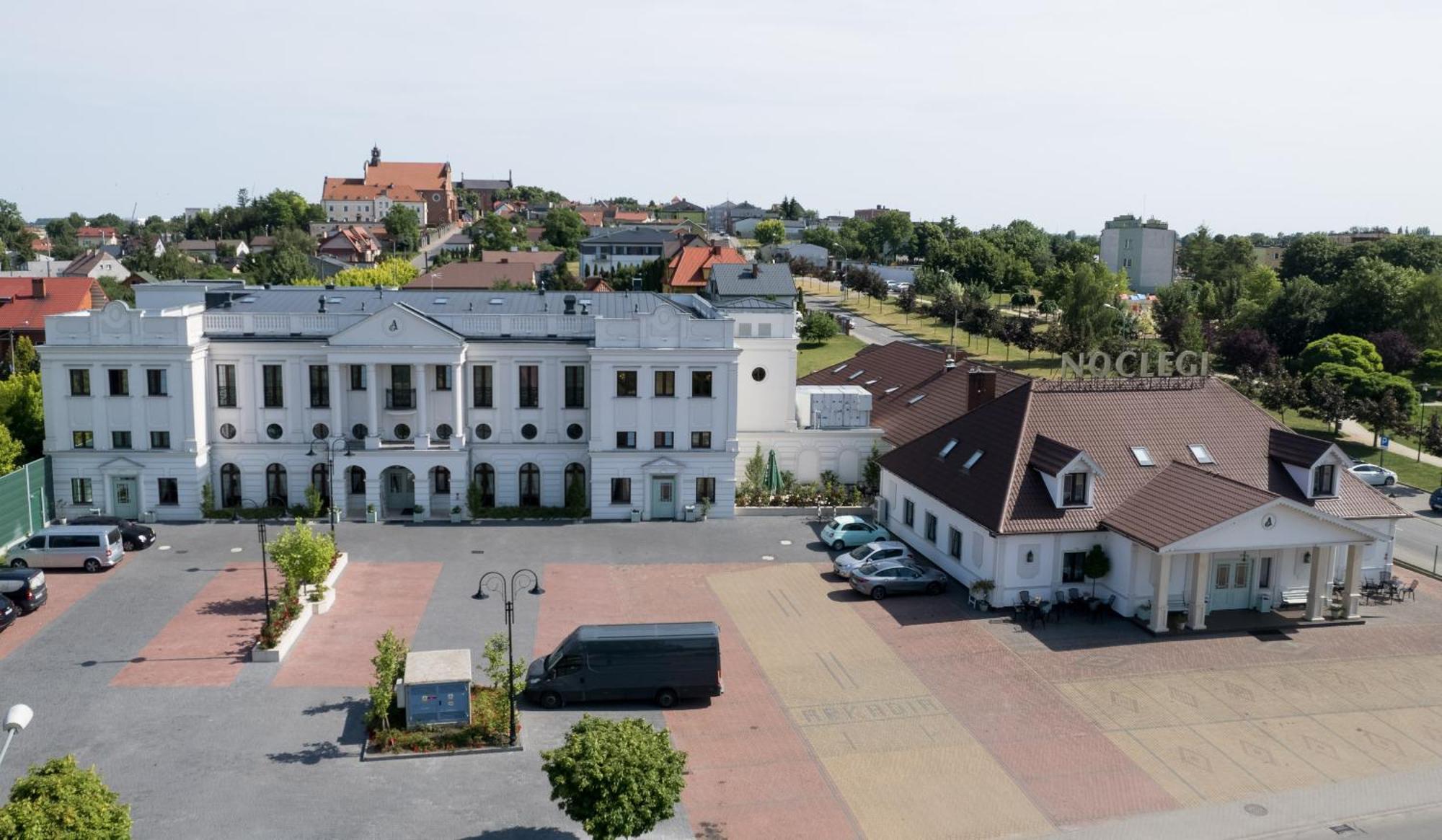 Arkadia Aparthotel Radziejow Exterior photo